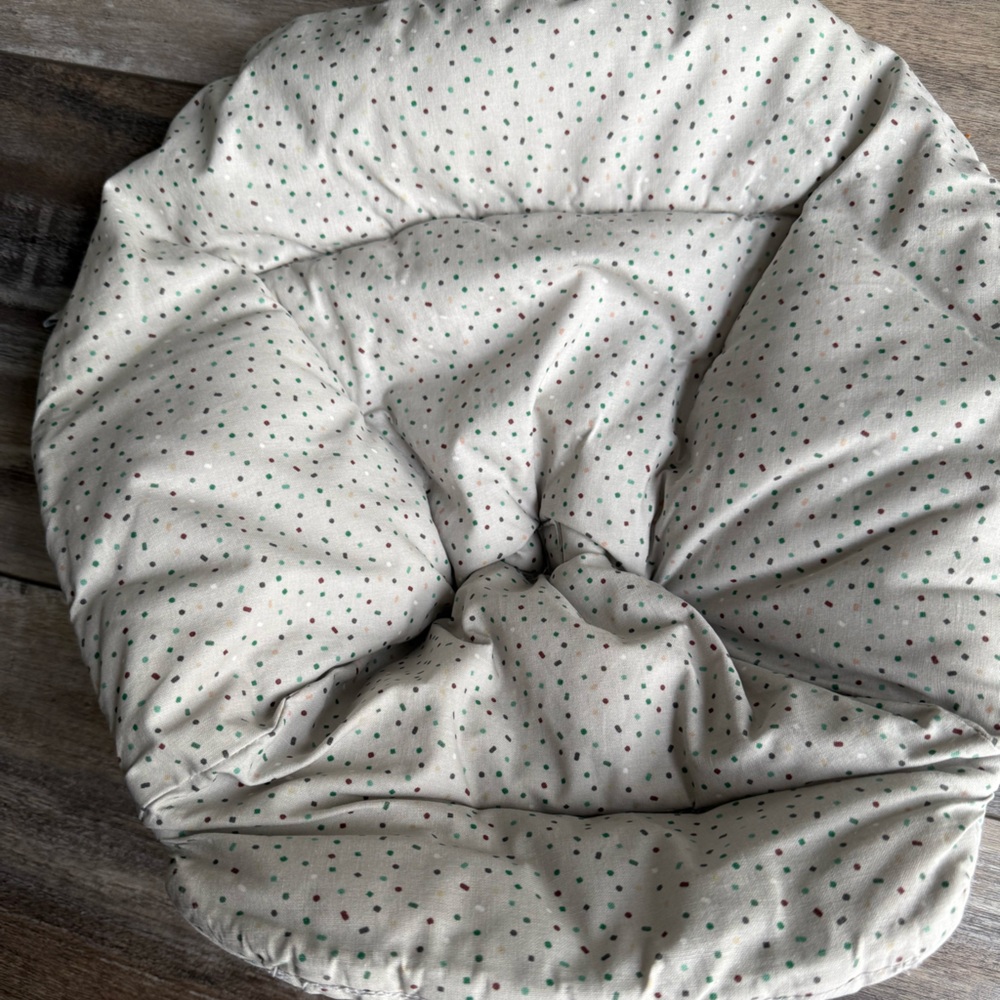Polka Dot Stokke Clikk high chair cushion
